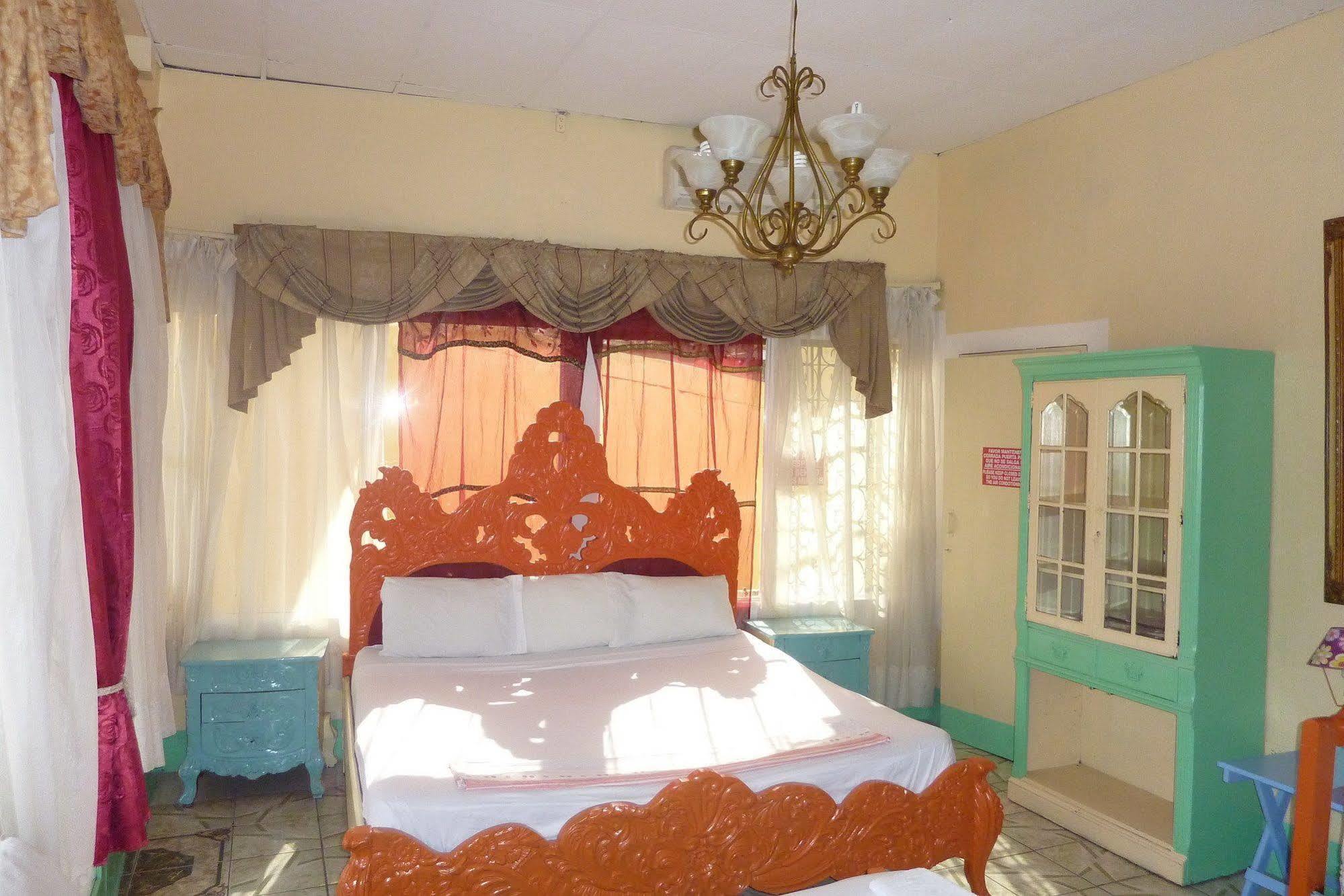 Hotel Ivania'S Masaya Dış mekan fotoğraf